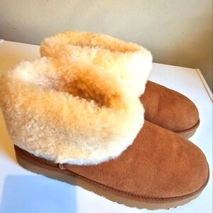 UGG Mini Fluff Classic Boots (NWB)